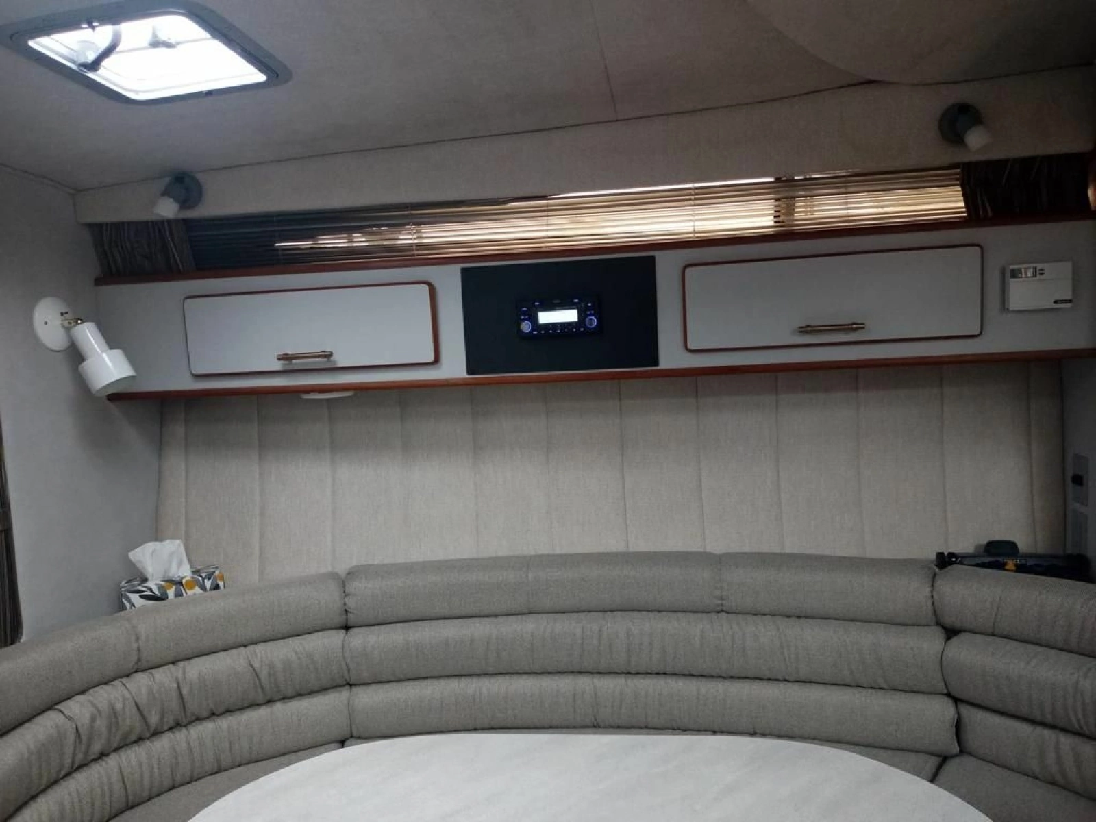 1991 Sea Ray 350 Sundancer 35