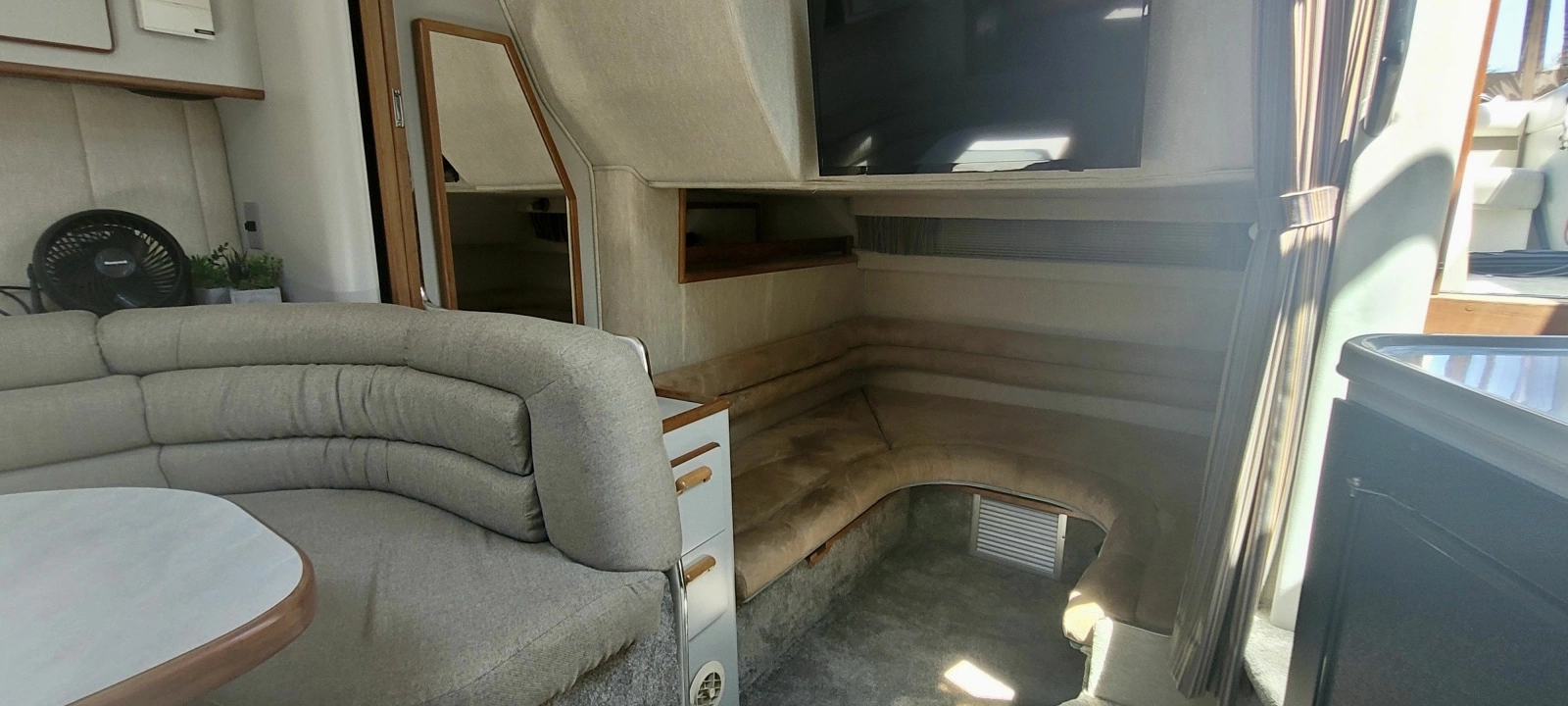 1991 Sea Ray 350 Sundancer 35