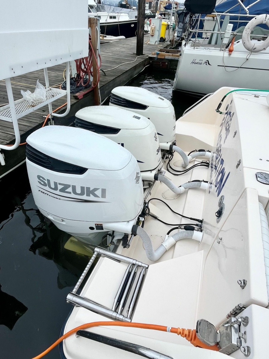 2005 Grady-White 360 Express 36