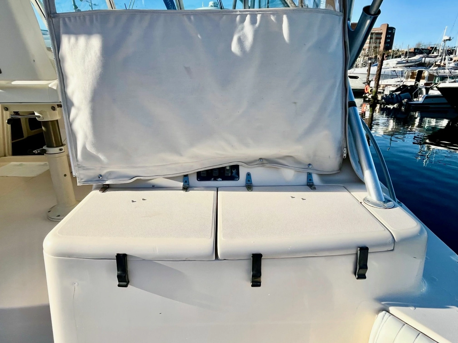 2005 Grady-White 360 Express 36