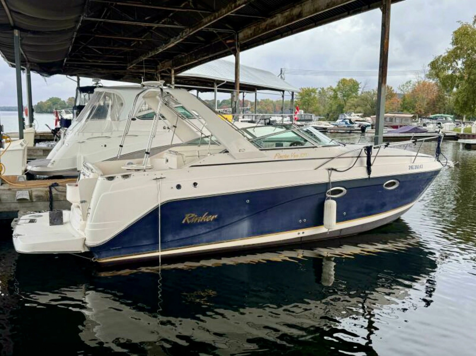 2003 Rinker Fiesta Vee 270 27