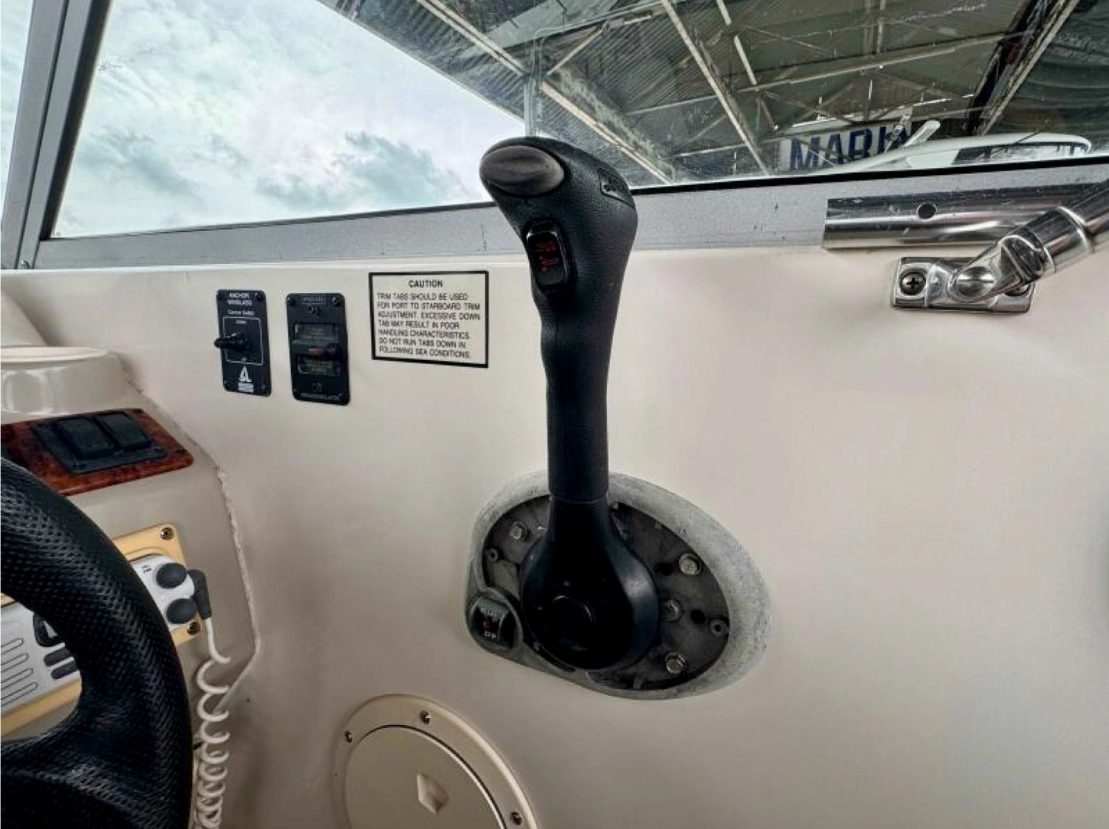 2003 Rinker Fiesta Vee 270 27