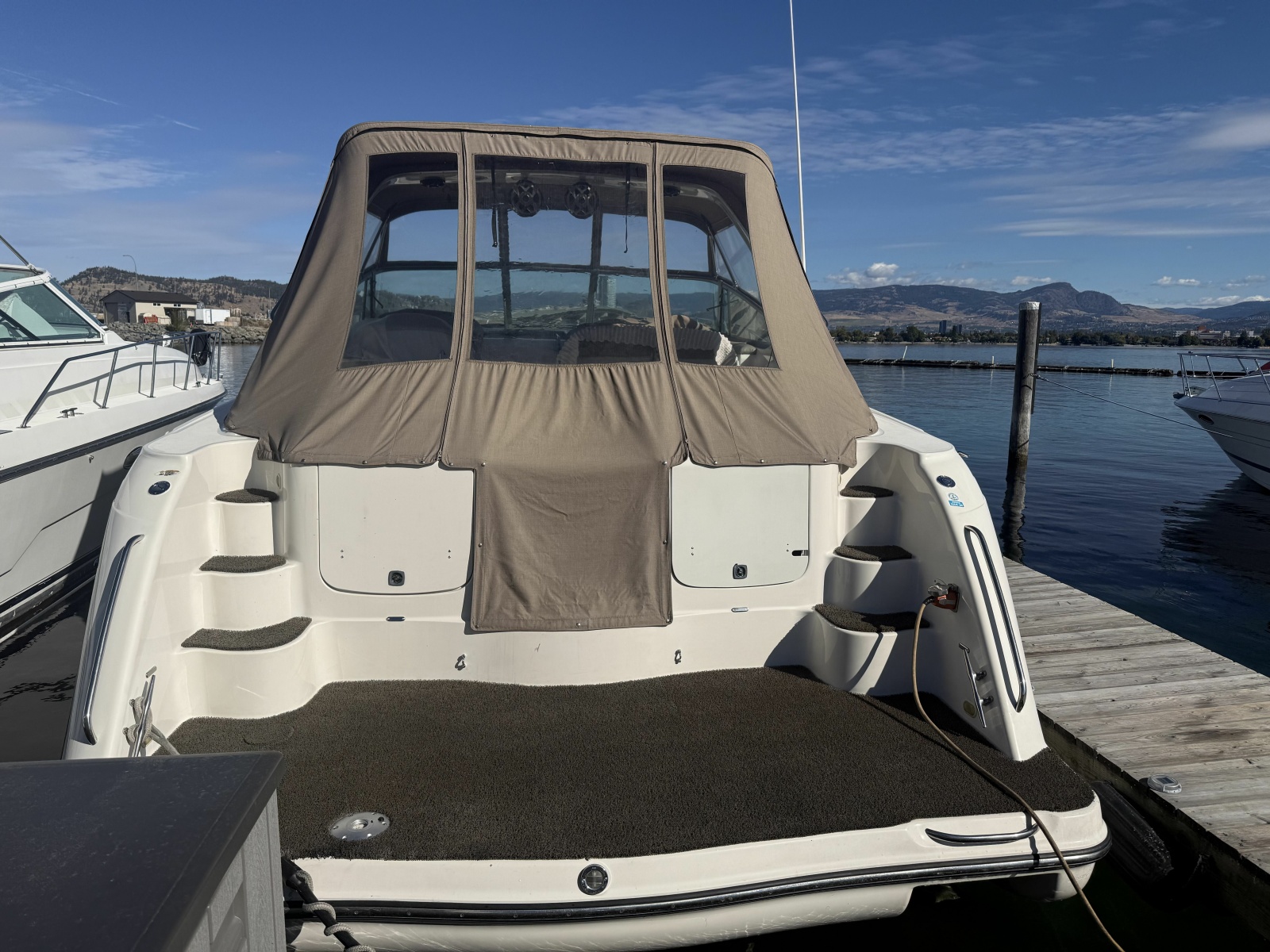 1998 Maxum 4100 SCR 41