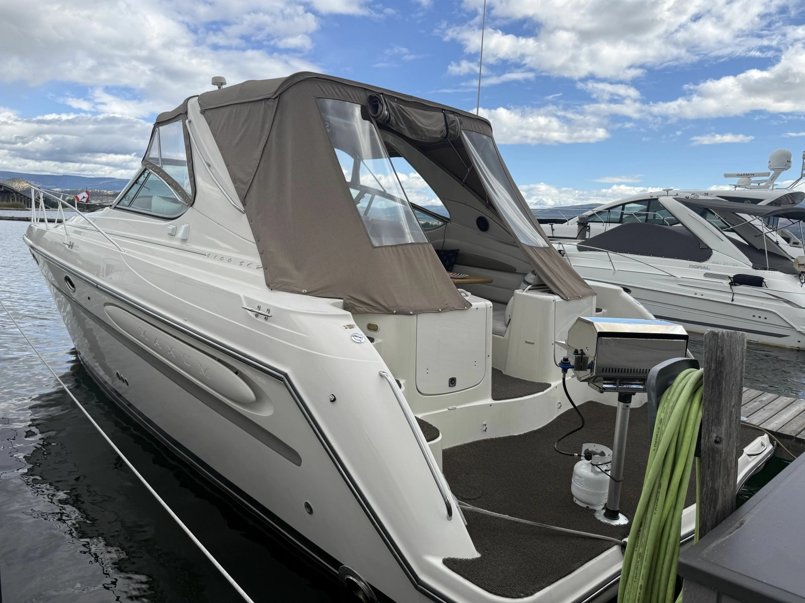 1998 Maxum 4100 SCR 41