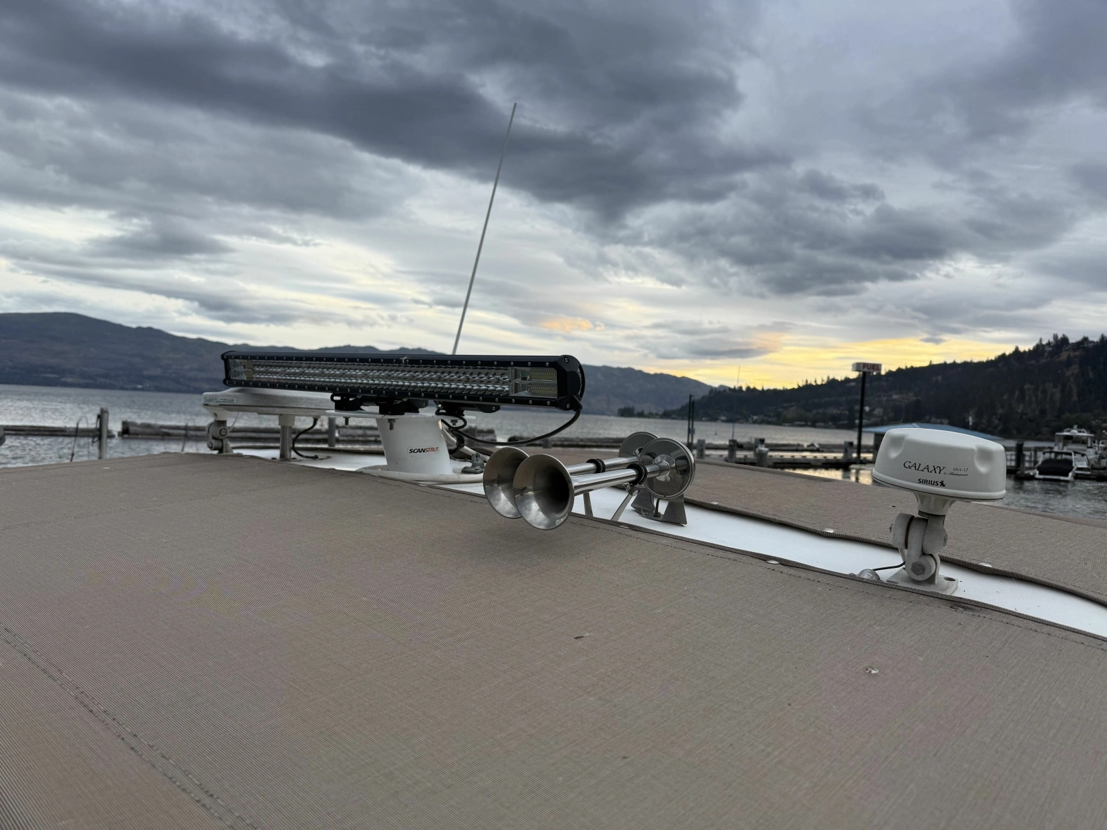 1998 Maxum 4100 SCR 41