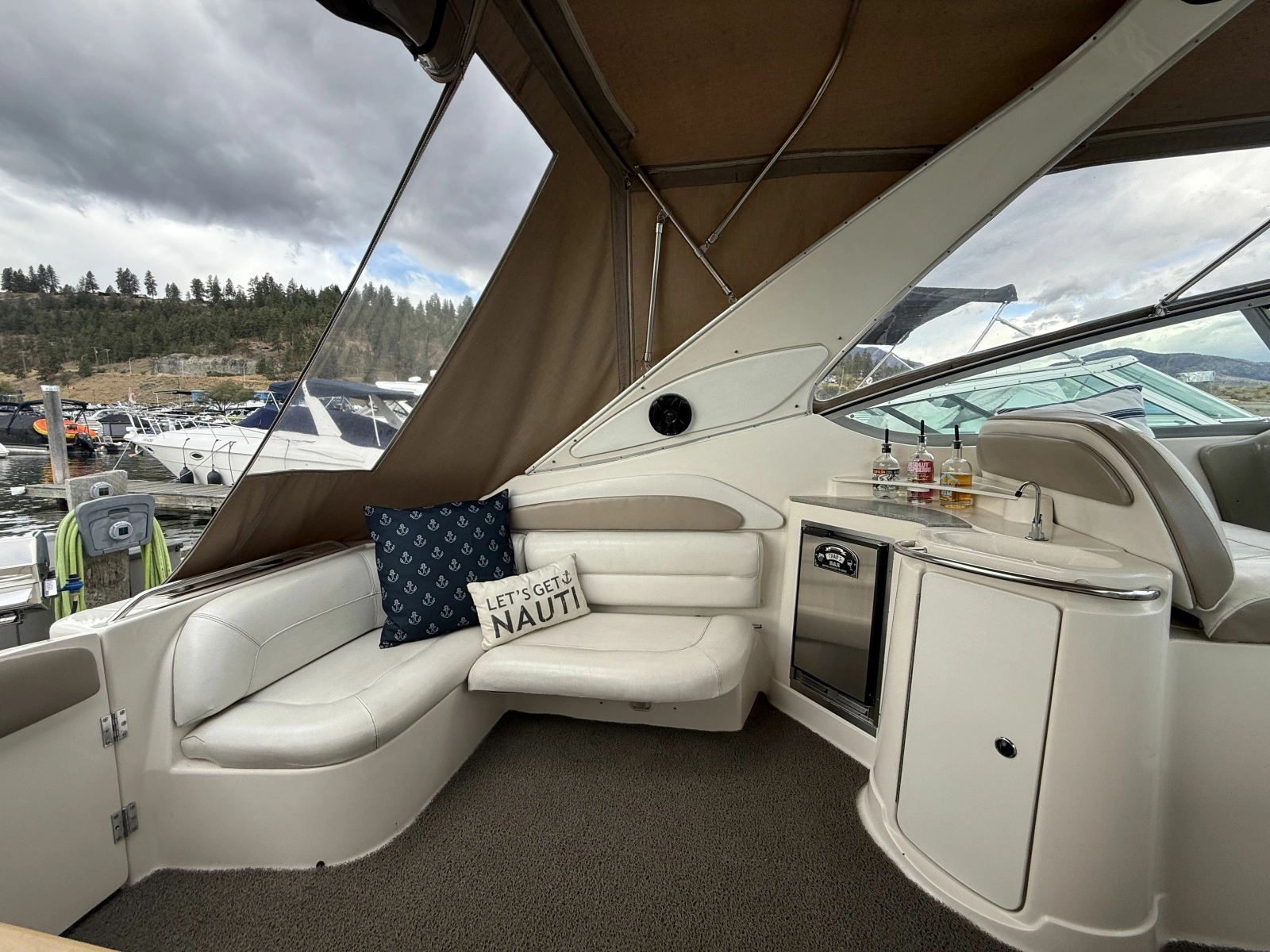 1998 Maxum 4100 SCR 41