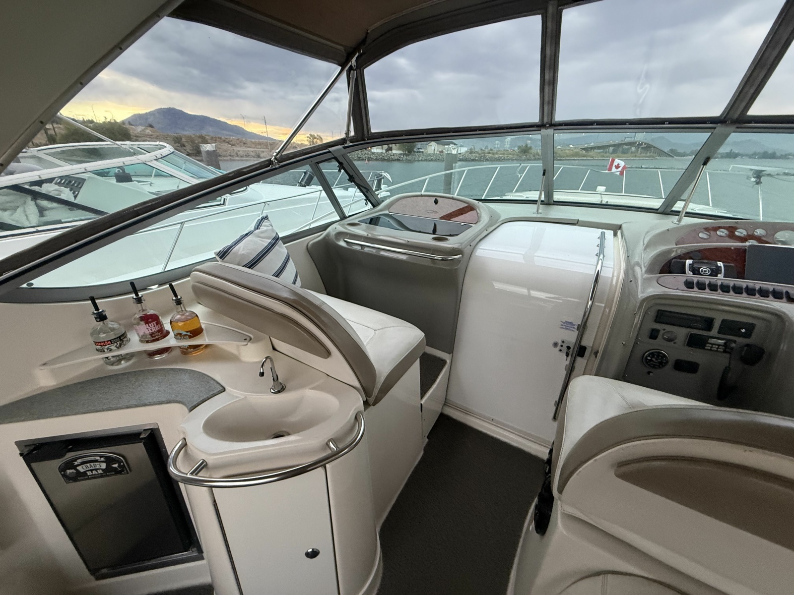 1998 Maxum 4100 SCR 41