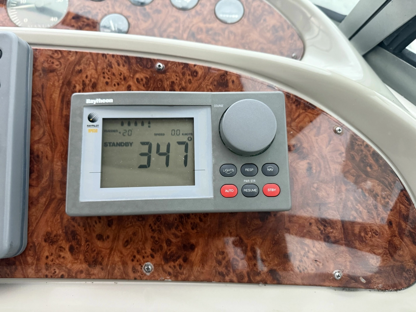 1998 Maxum 4100 SCR 41