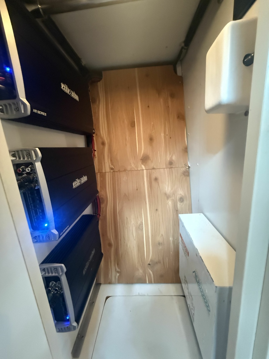 1998 Maxum 4100 SCR 41