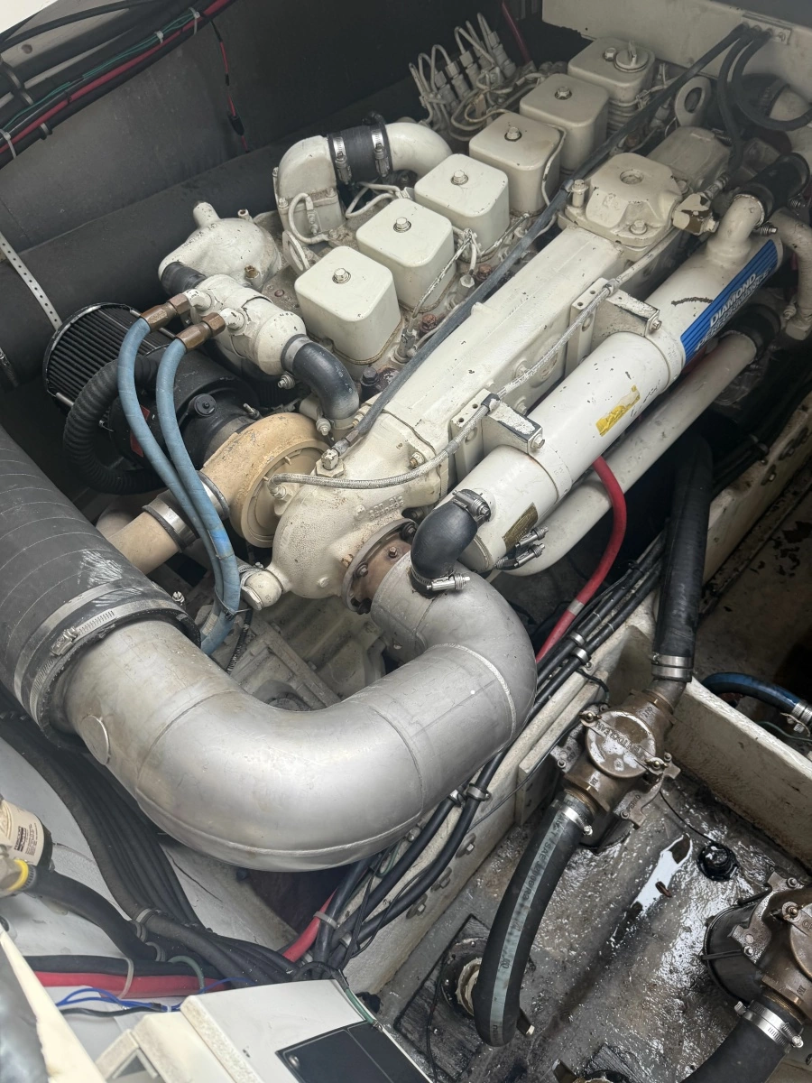 1998 Maxum 4100 SCR 41