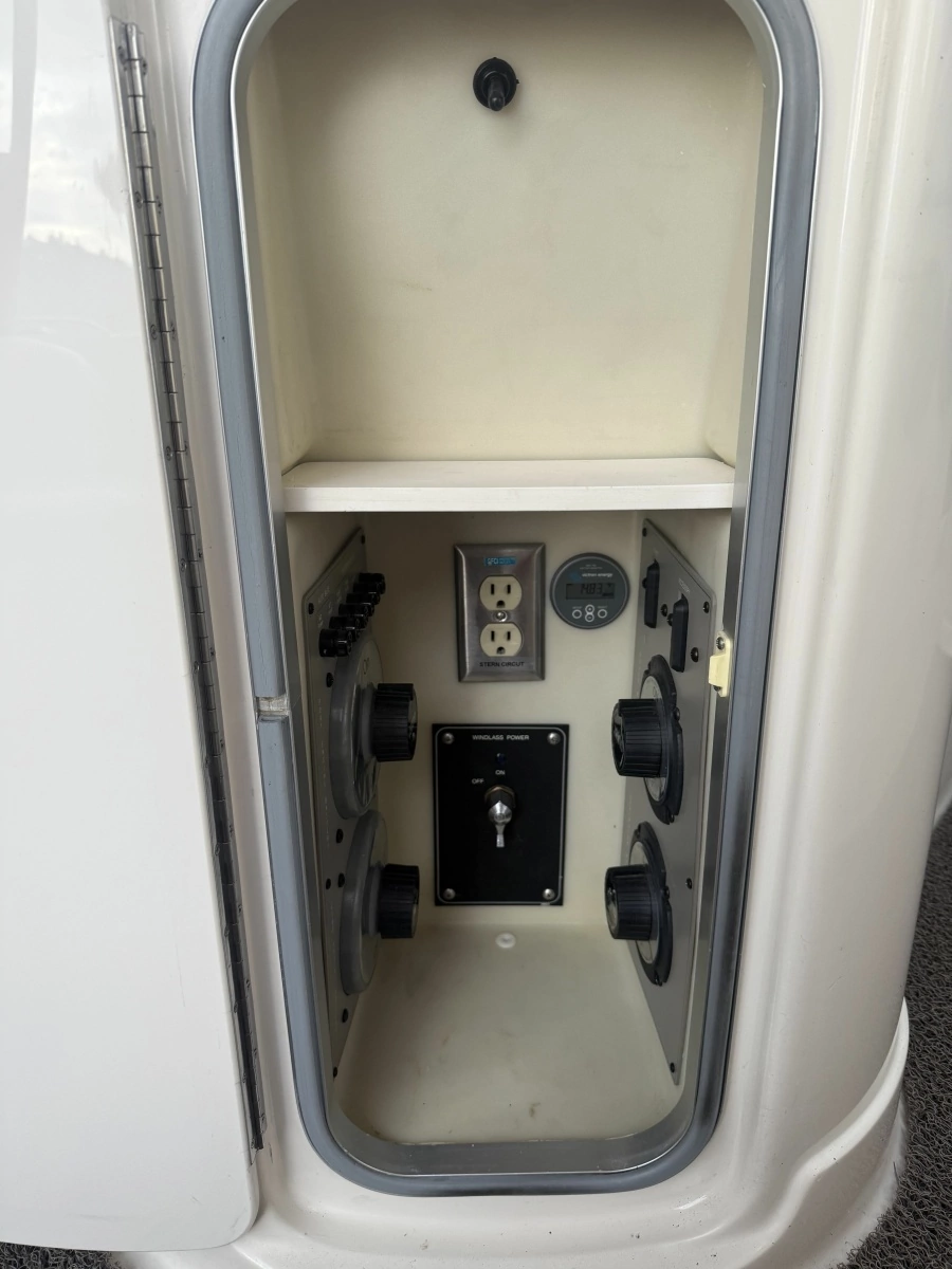 1998 Maxum 4100 SCR 41