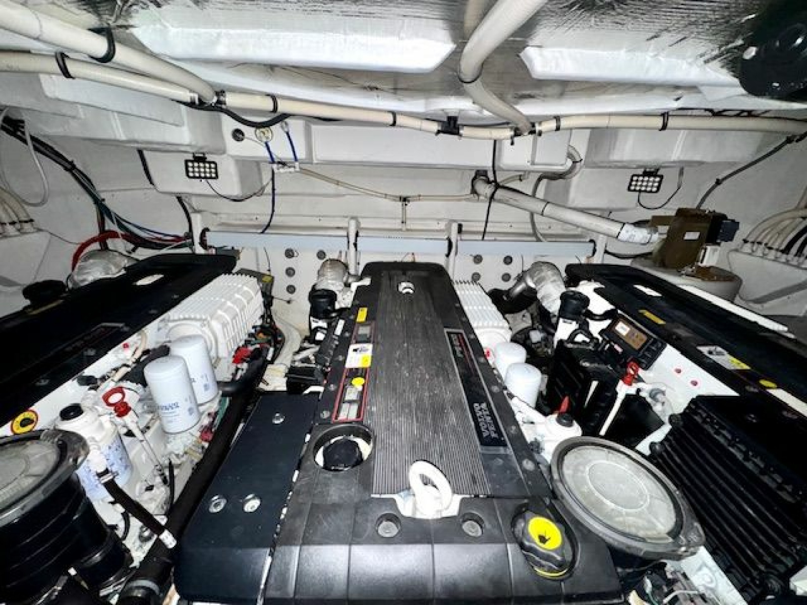 2013 Cruisers Yachts 540 Sports Coupe 54