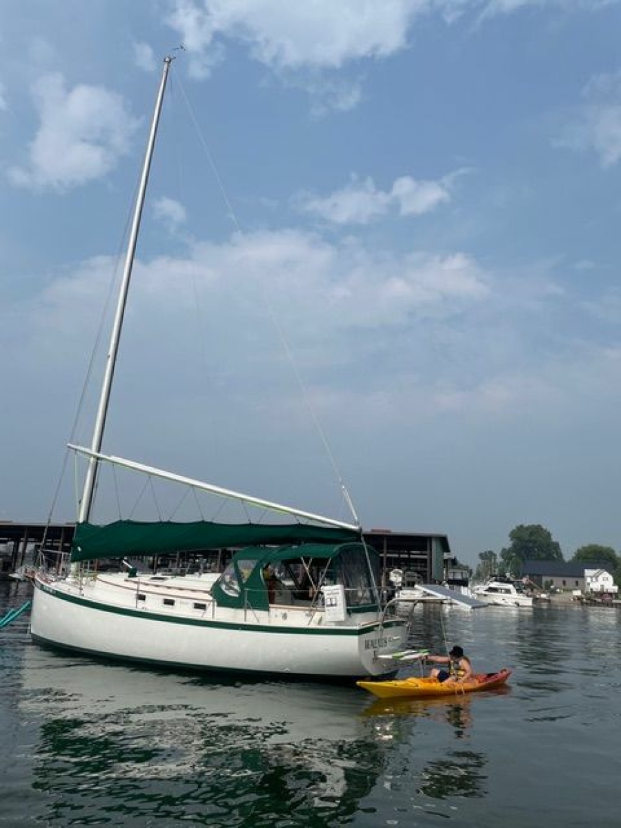 1985 Nonsuch 30 Ultra 30