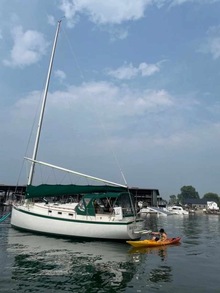 1985 Nonsuch 30 Ultra 30