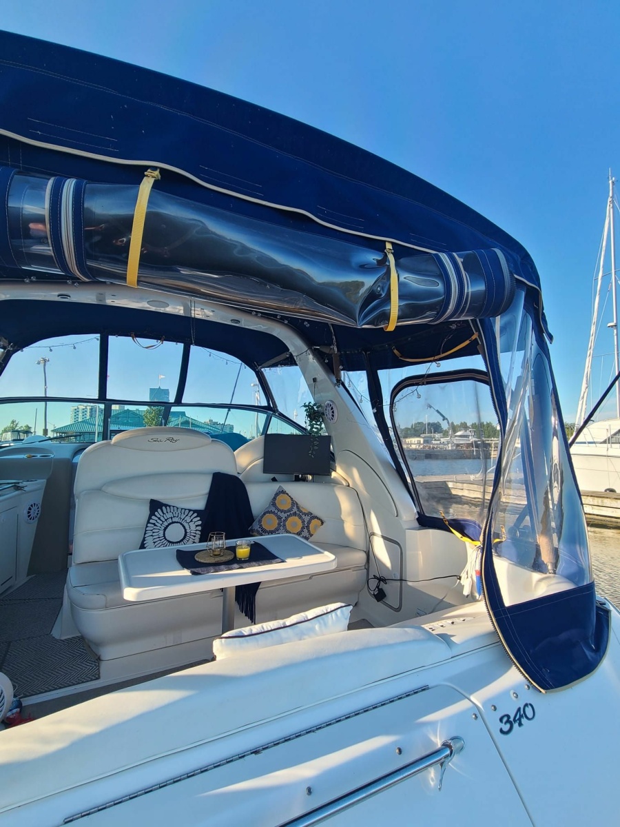 2001 Sea Ray 340 Sundancer 34