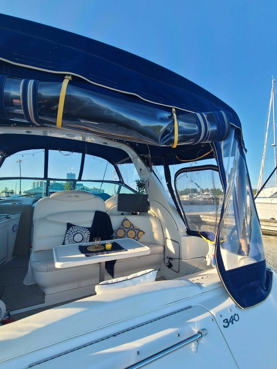 2001 Sea Ray 340 Sundancer 34