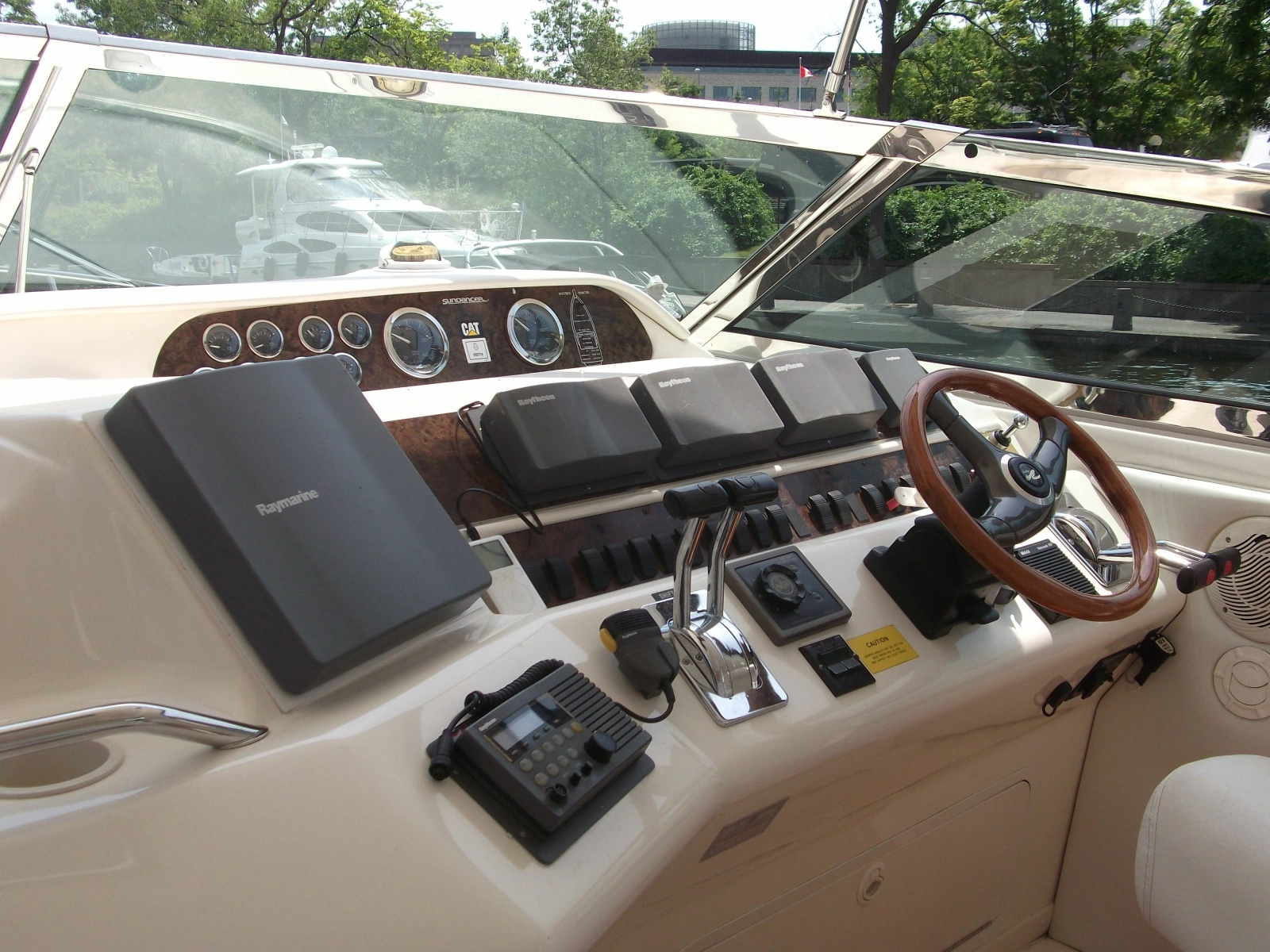 1997 Sea Ray Sundancer 450 45