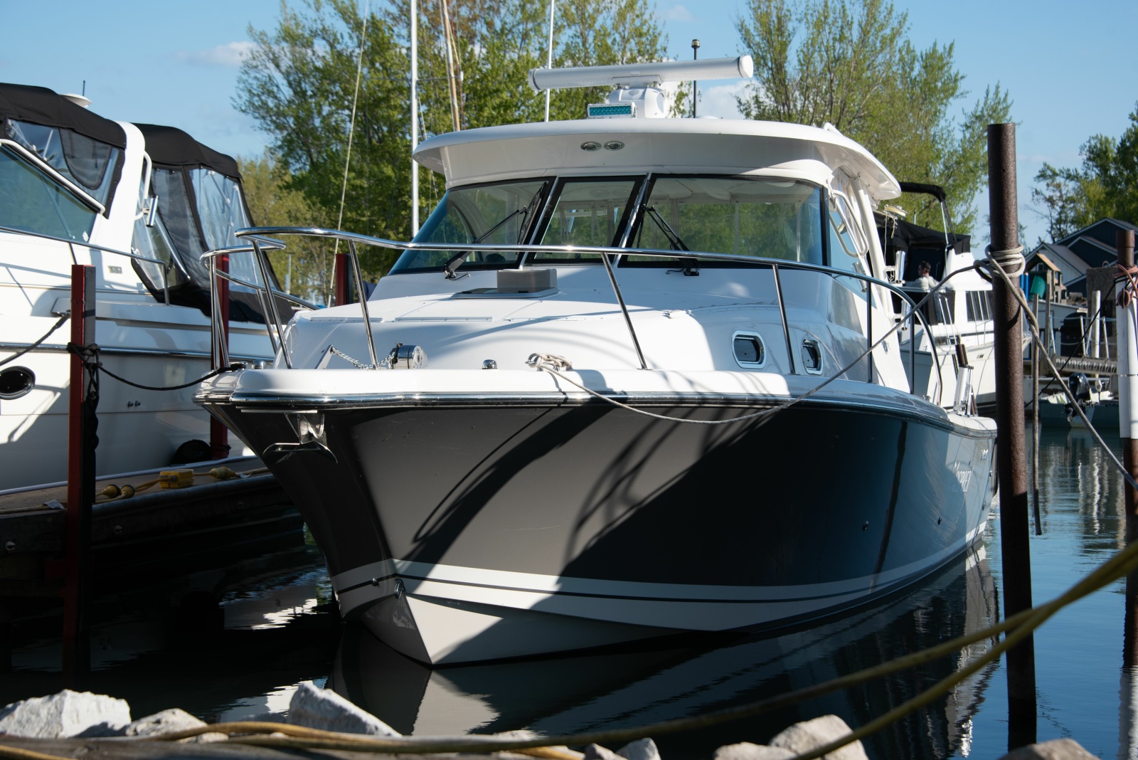 2015 Pursuit 345 Offshore 34