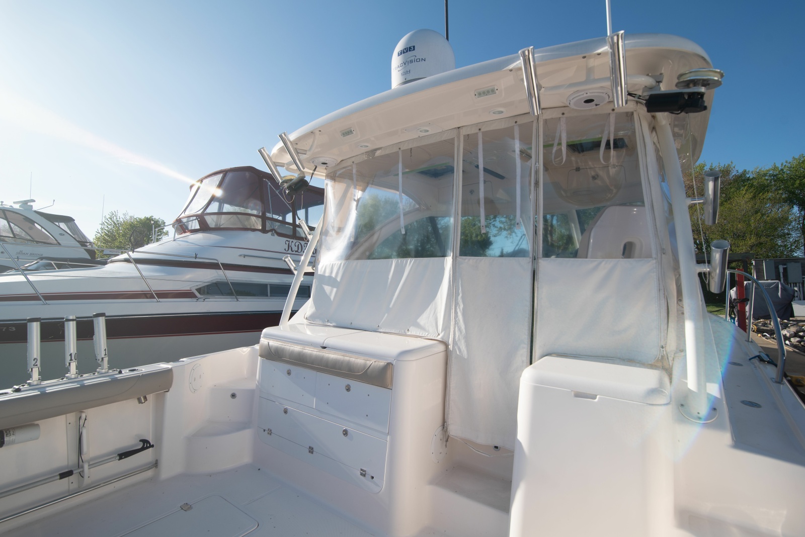 2015 Pursuit 345 Offshore 34