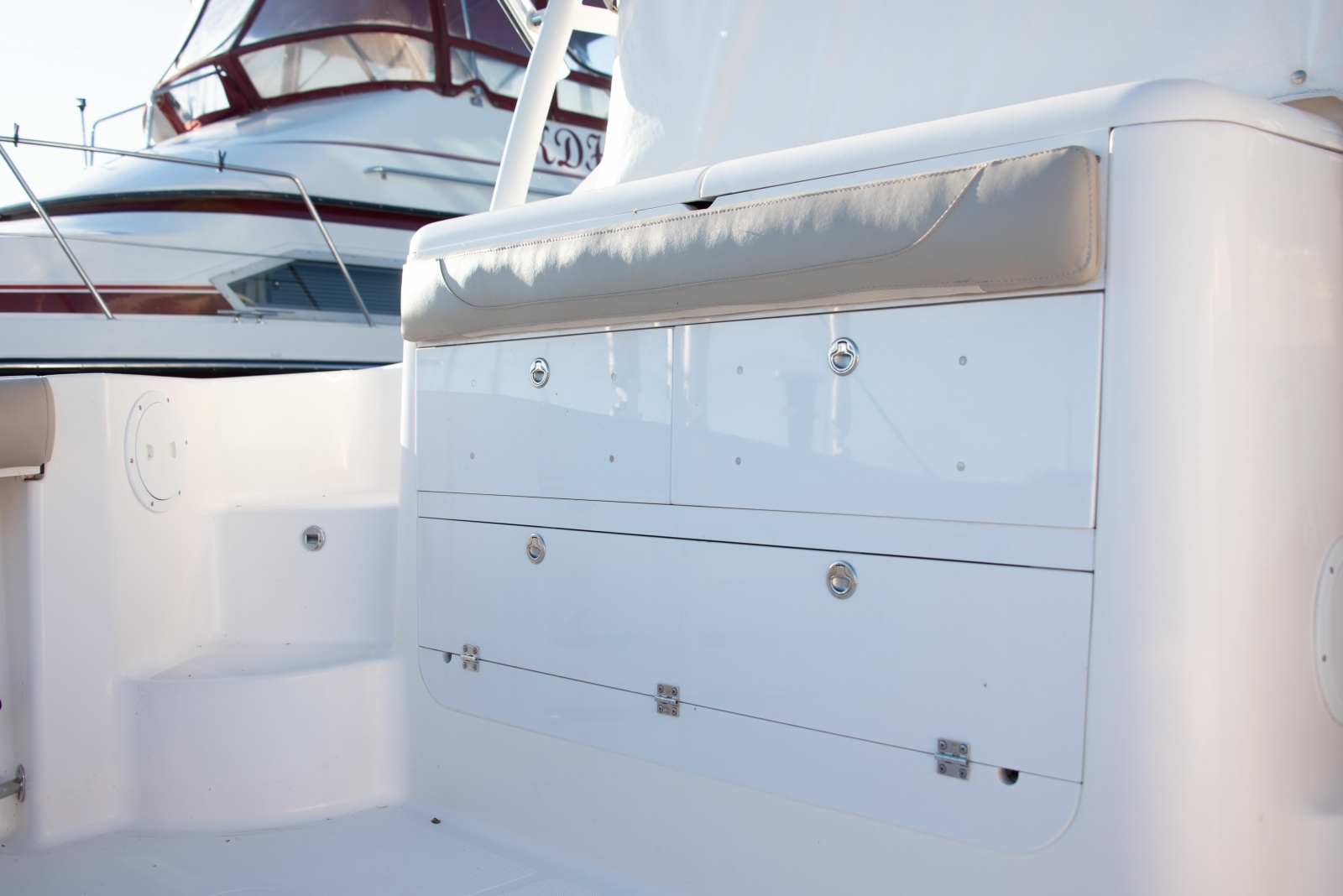 2015 Pursuit 345 Offshore 34