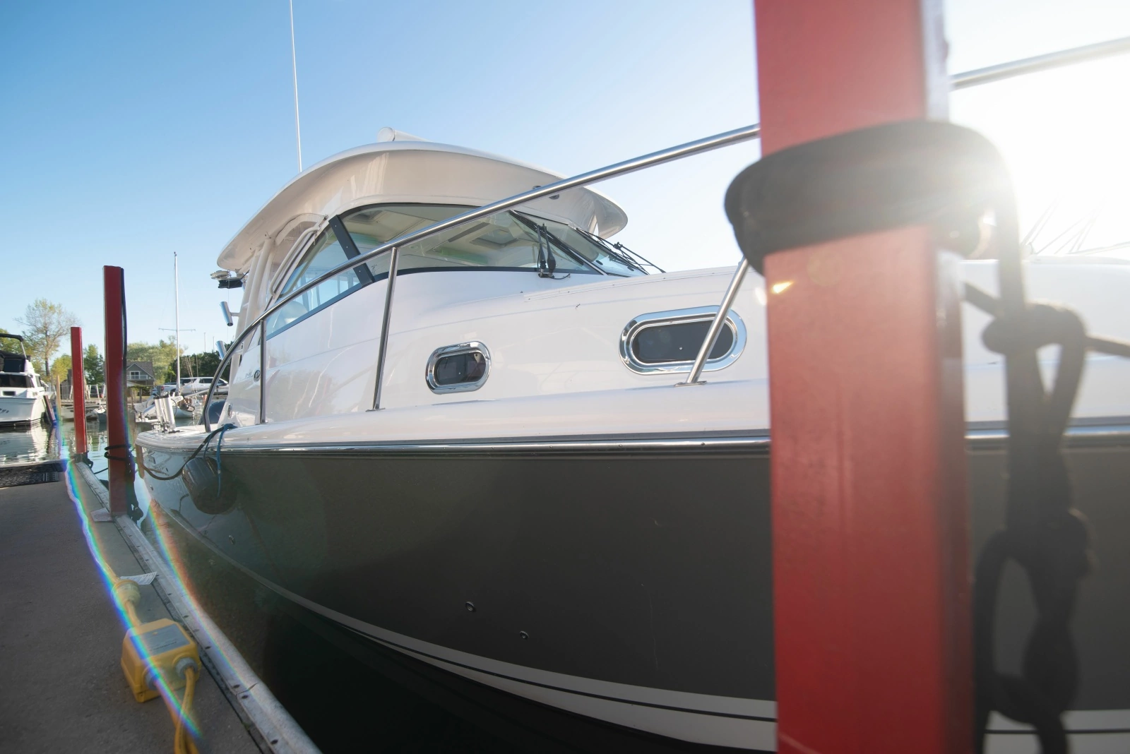2015 Pursuit 345 Offshore 34