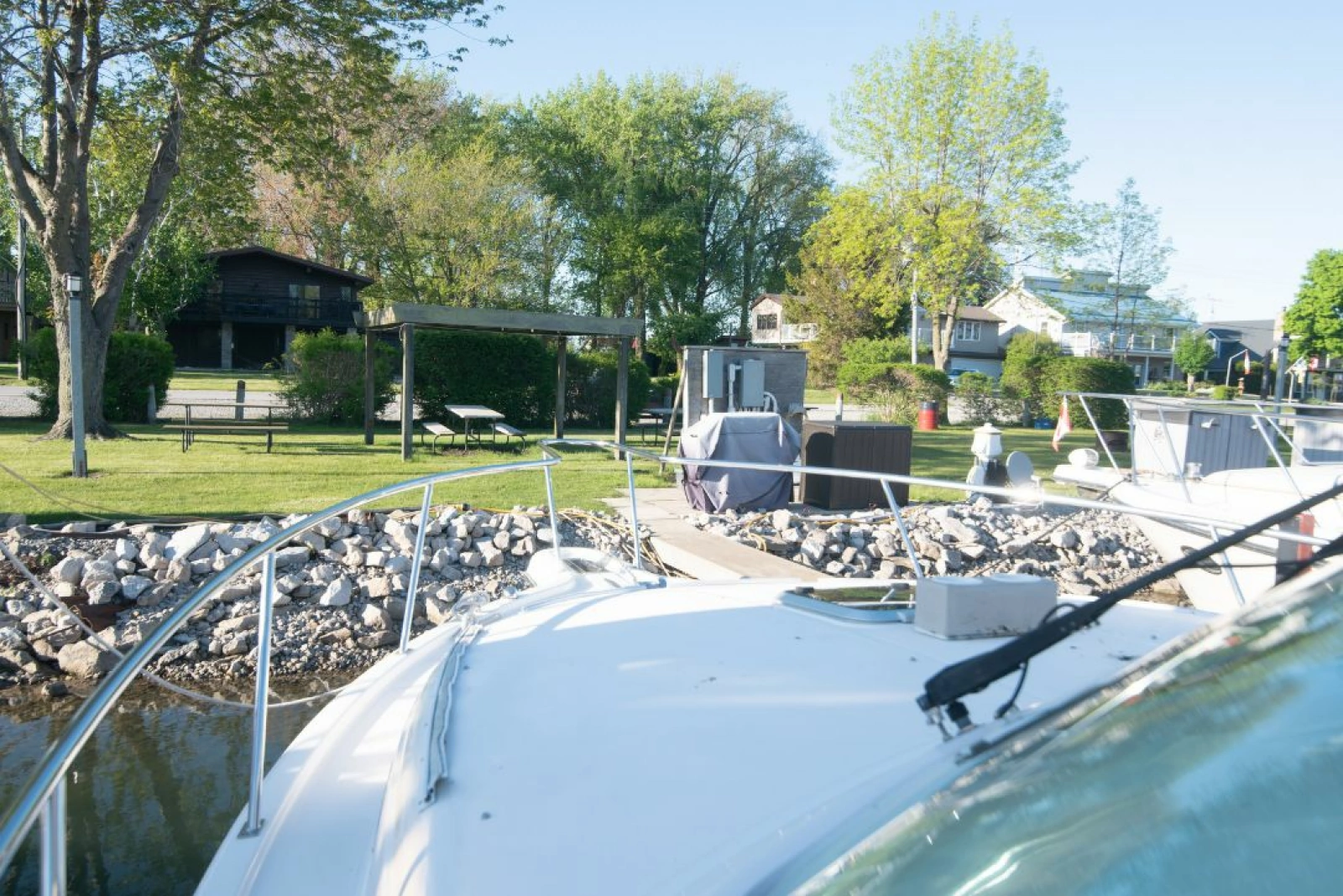 2015 Pursuit 345 Offshore 34