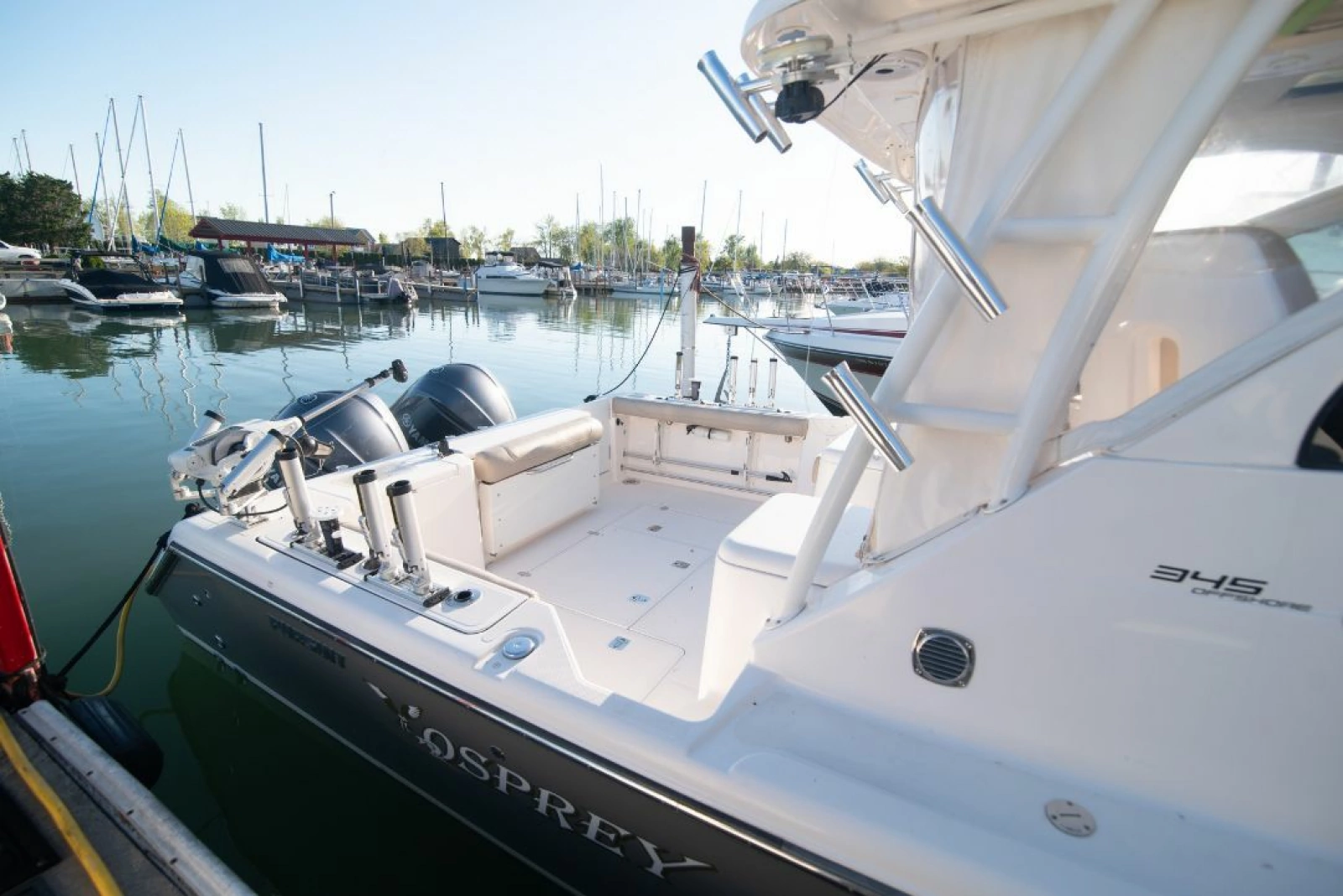 2015 Pursuit 345 Offshore 34