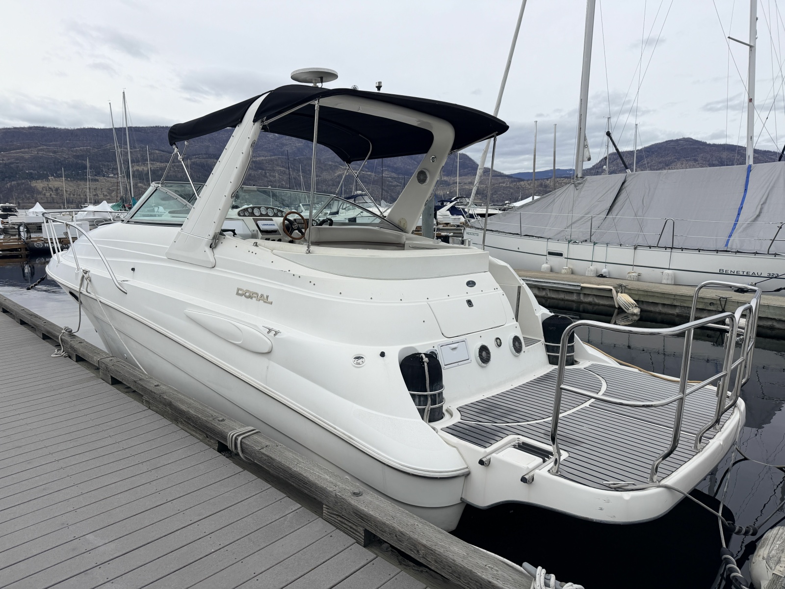 2001 Doral 300 SE 30