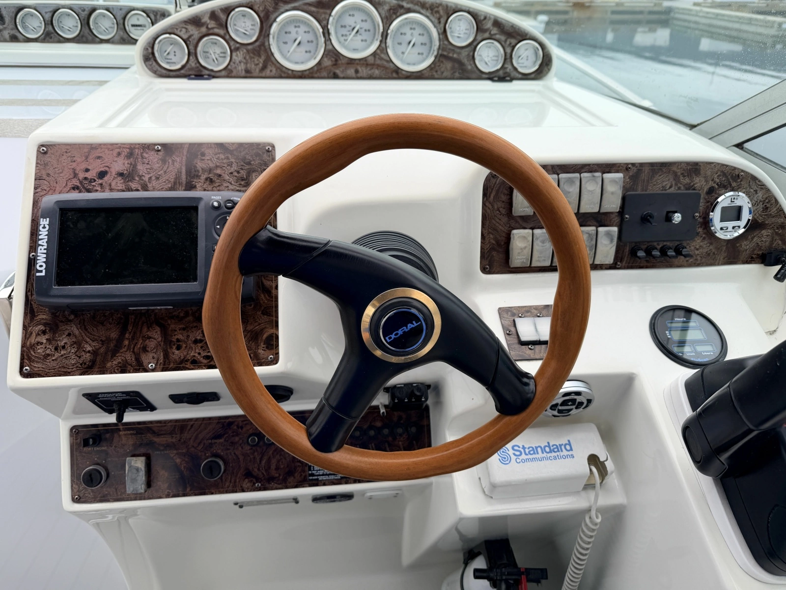2001 Doral 300 SE 30