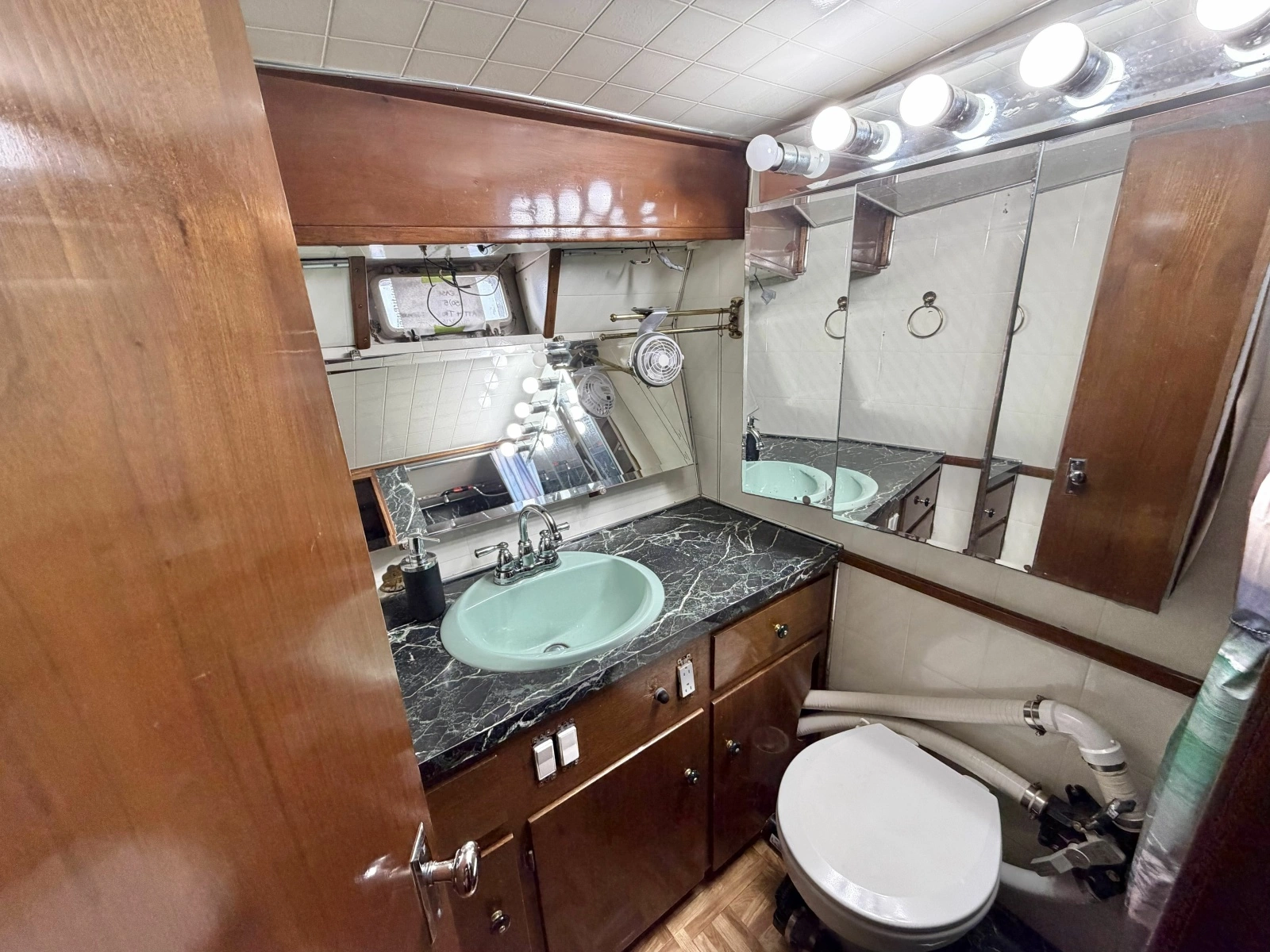 1965 Grenfell 40 40