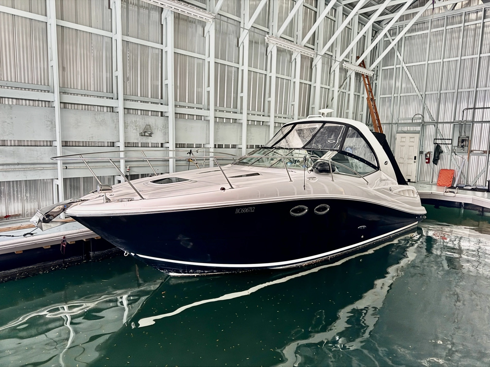 2007 Sea Ray 290 Sundancer 29