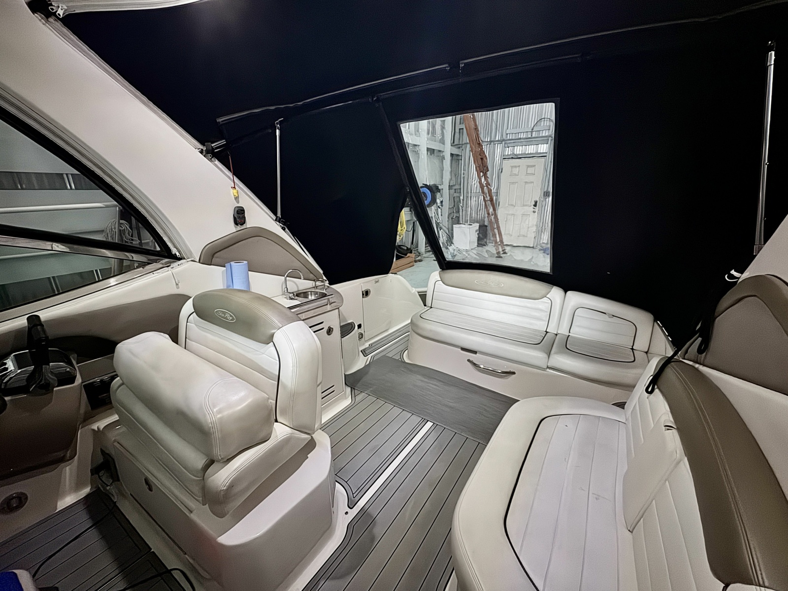 2007 Sea Ray 290 Sundancer 29