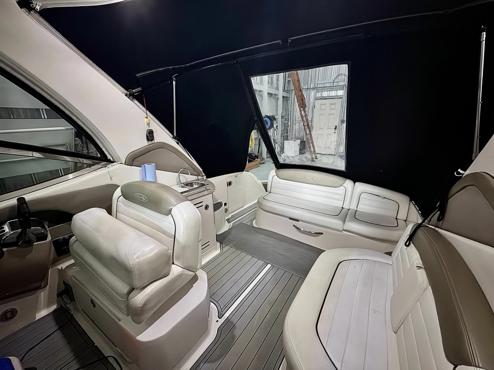 2007 Sea Ray 290 Sundancer 29