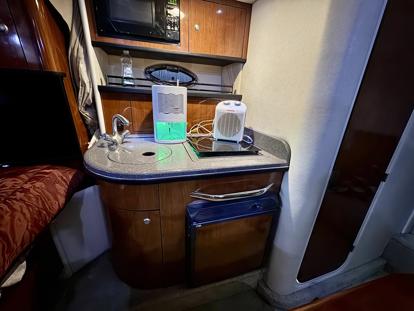 2007 Sea Ray 290 Sundancer 29