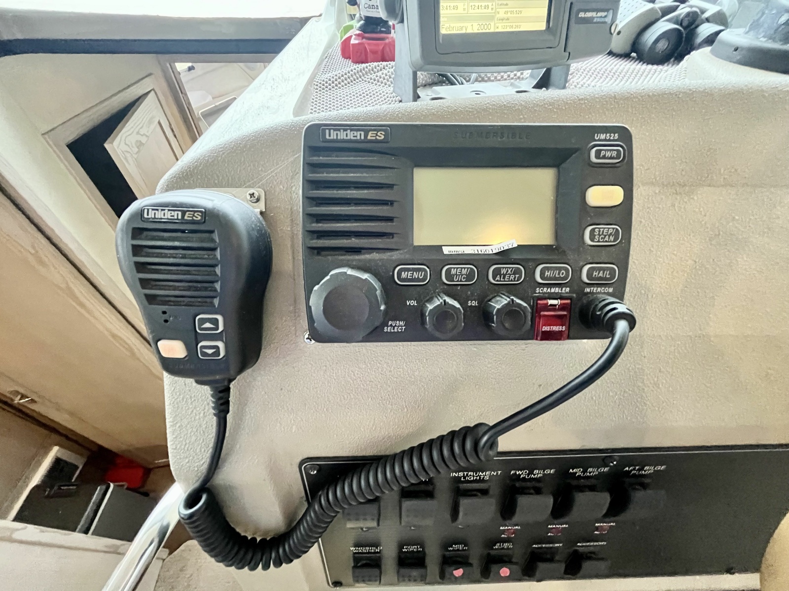 1996 Bayliner 3988 39