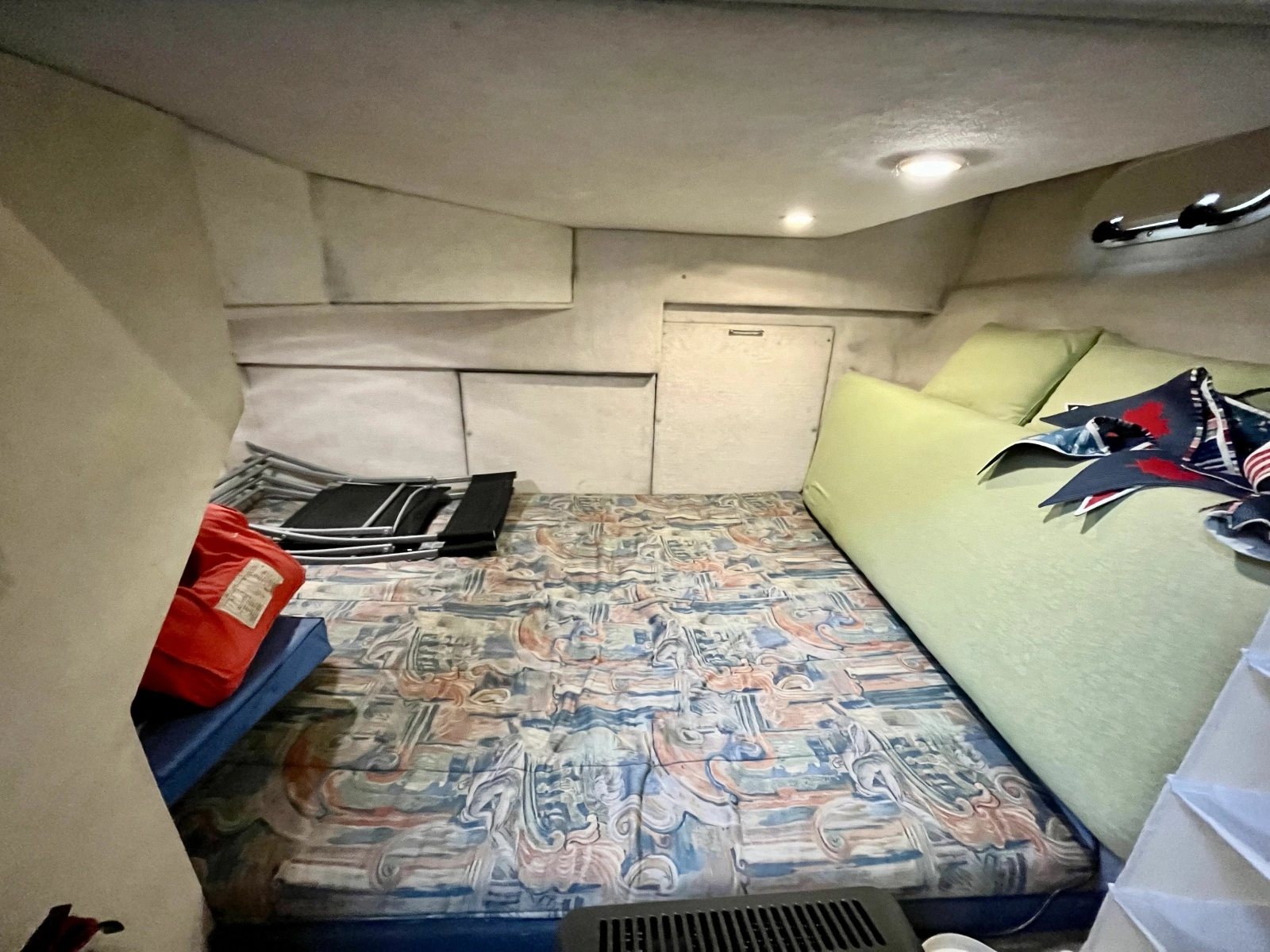 1996 Bayliner 3988 39