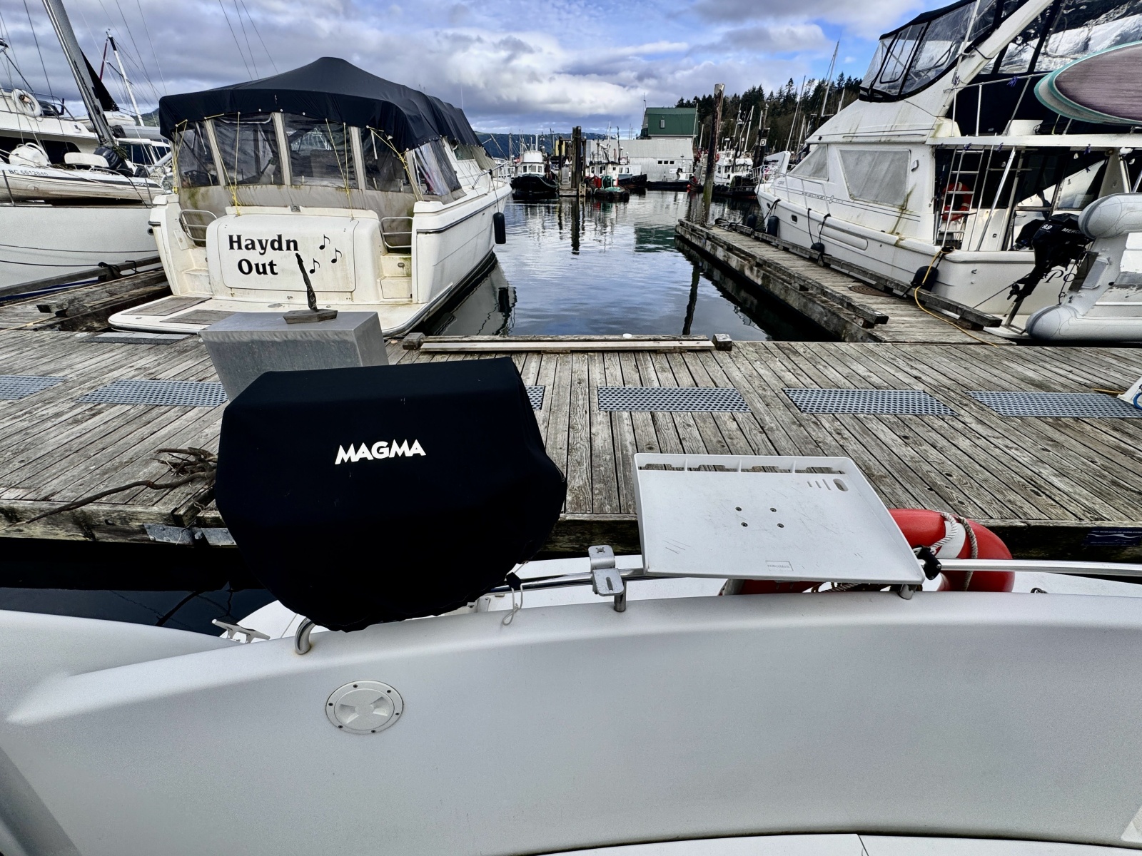 1997 Carver 500 Cockpit Motor Yacht 50