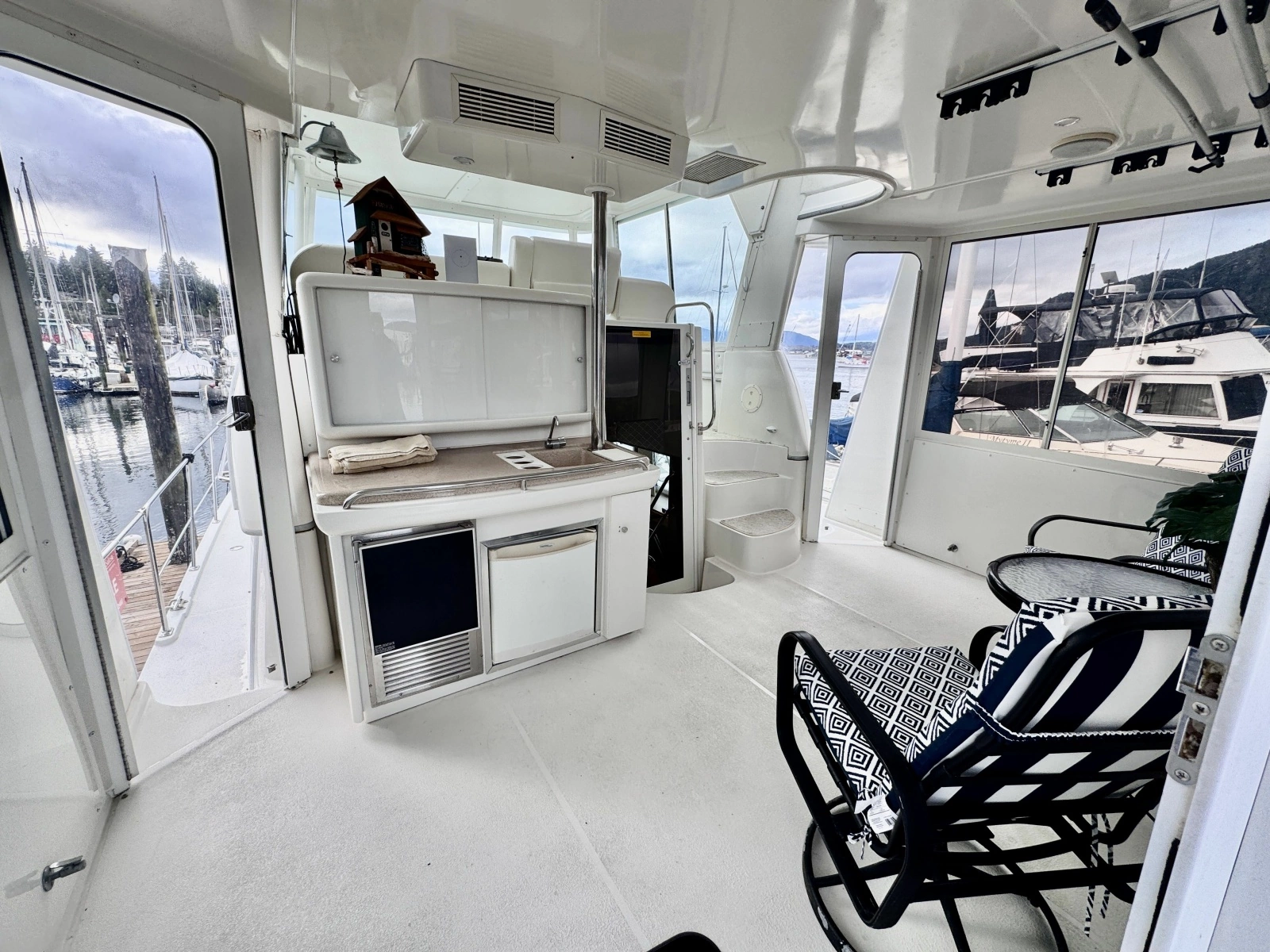 1997 Carver 500 Cockpit Motor Yacht 50