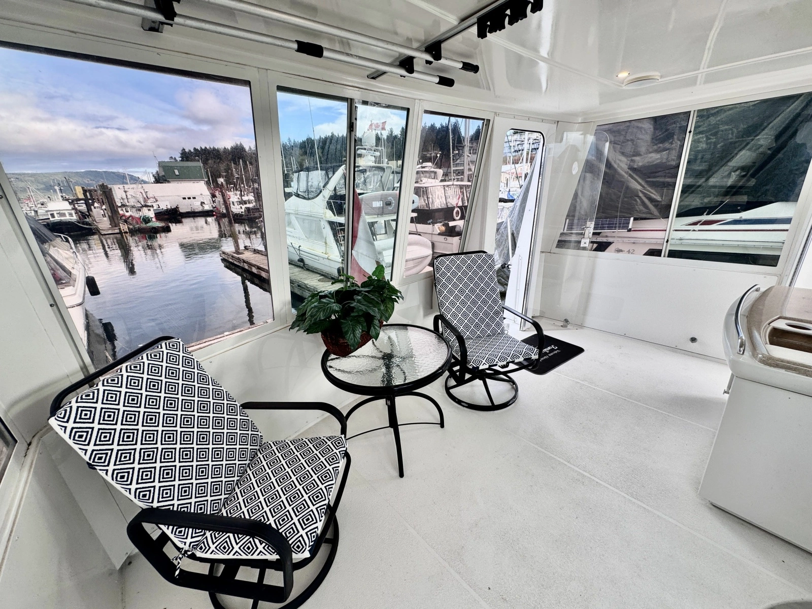 1997 Carver 500 Cockpit Motor Yacht 50