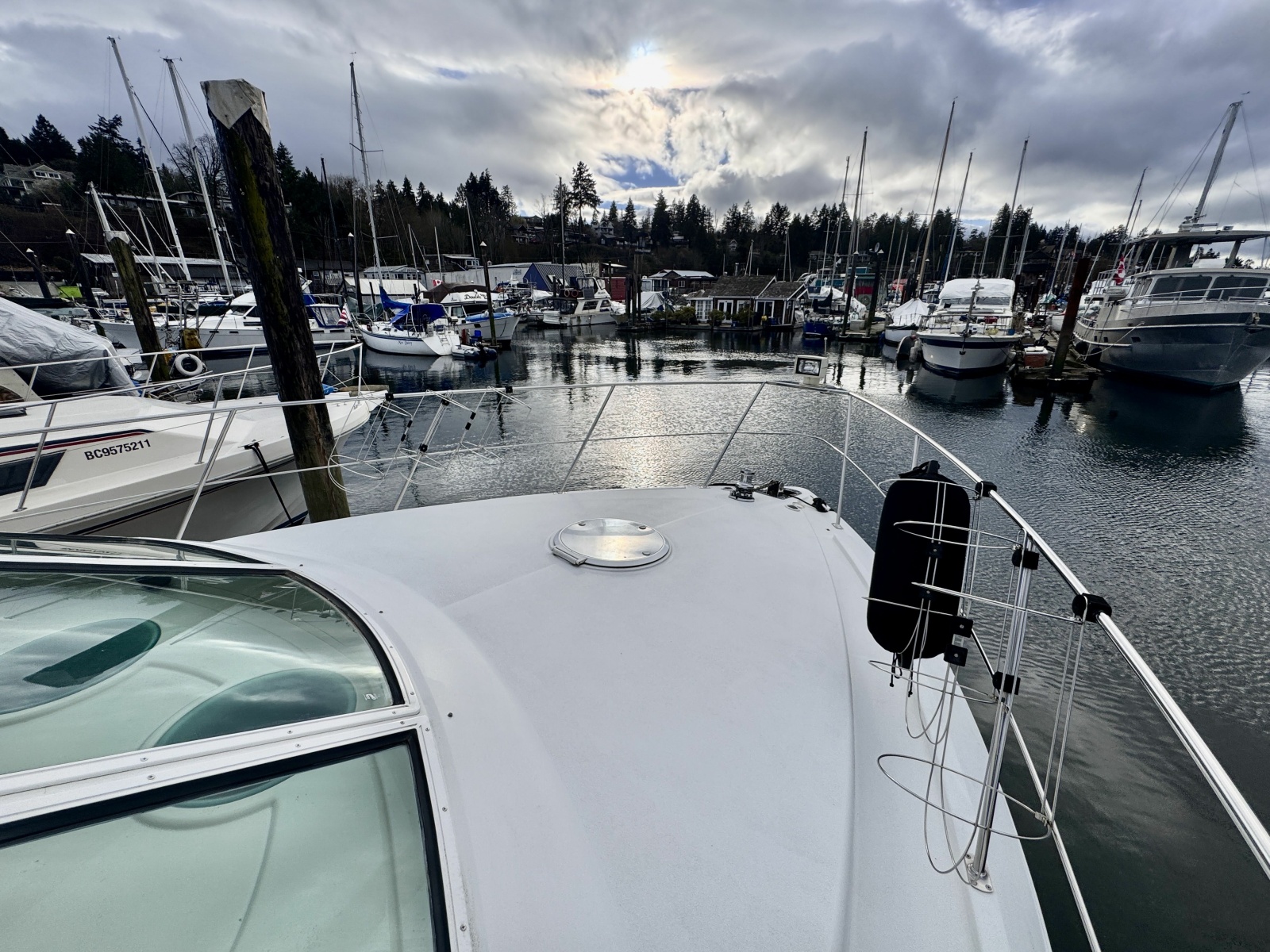1997 Carver 500 Cockpit Motor Yacht 50