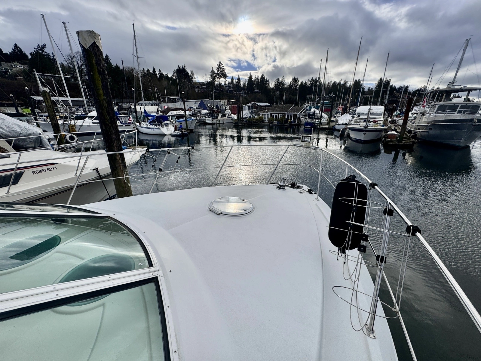 1997 Carver 500 Cockpit Motor Yacht 50