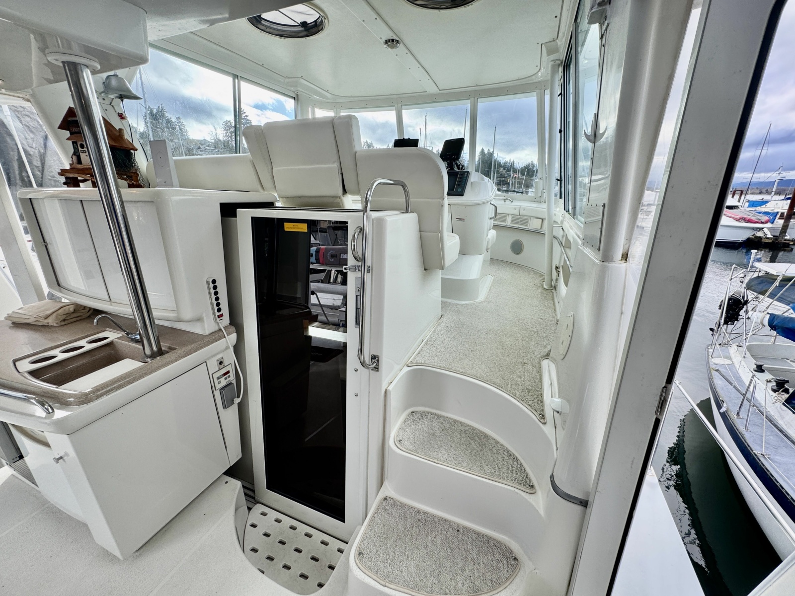 1997 Carver 500 Cockpit Motor Yacht 50