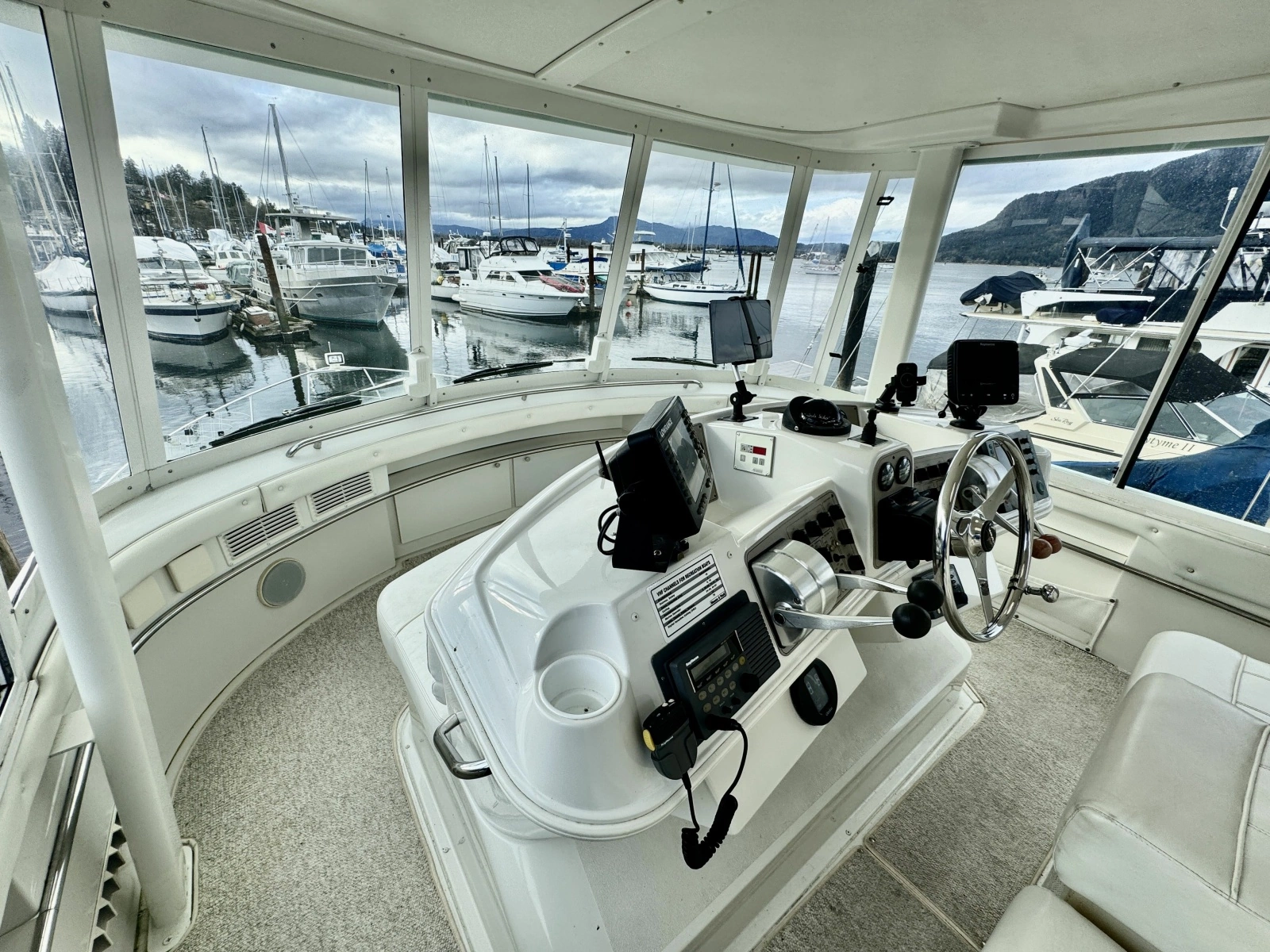 1997 Carver 500 Cockpit Motor Yacht 50