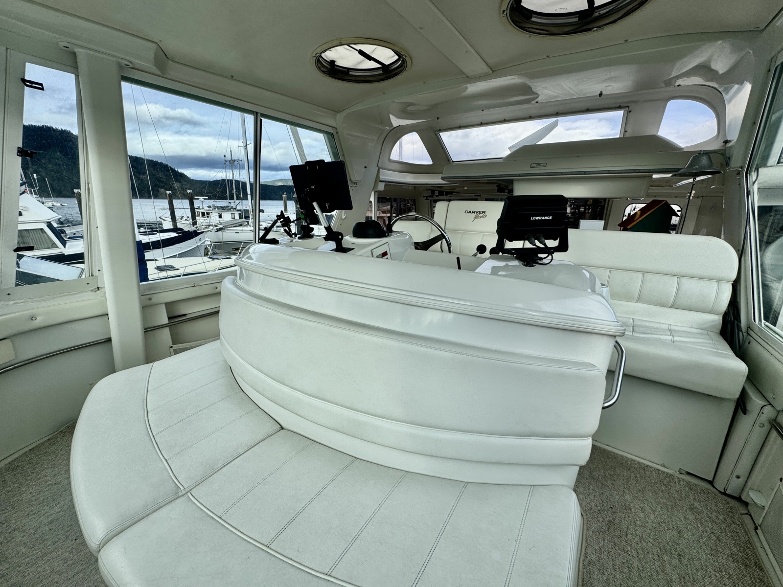 1997 Carver 500 Cockpit Motor Yacht 50