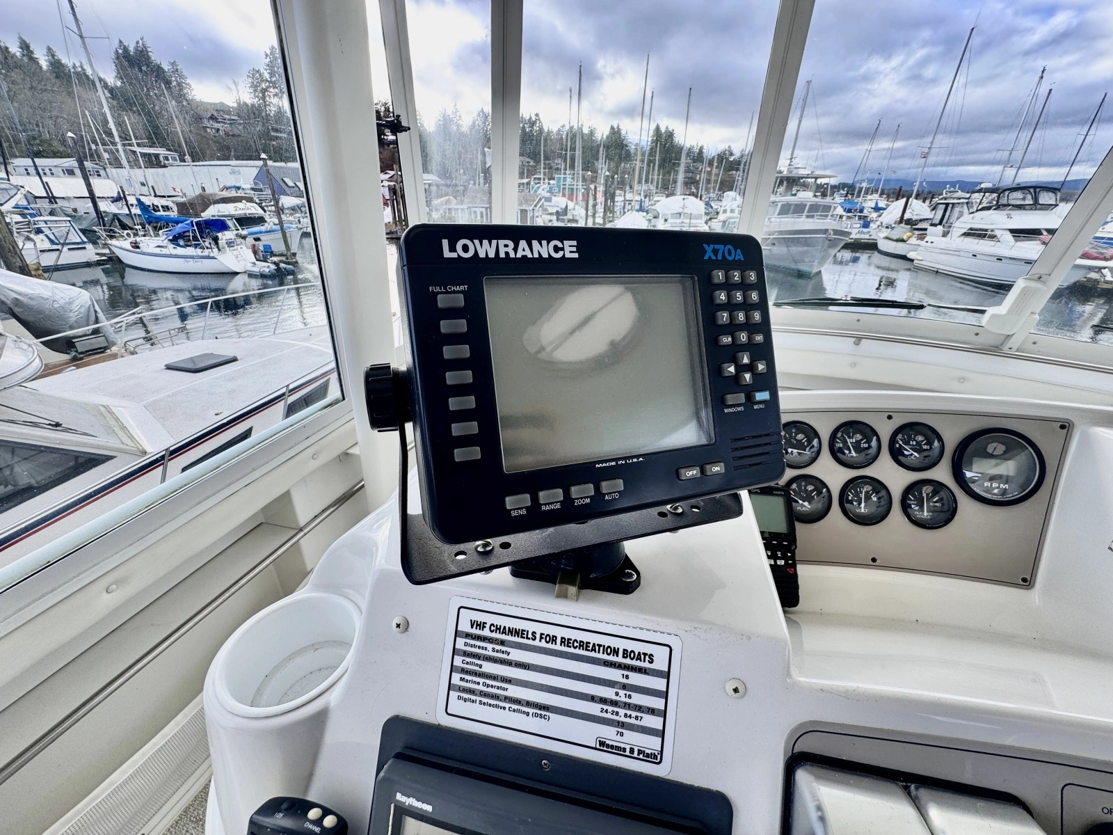 1997 Carver 500 Cockpit Motor Yacht 50