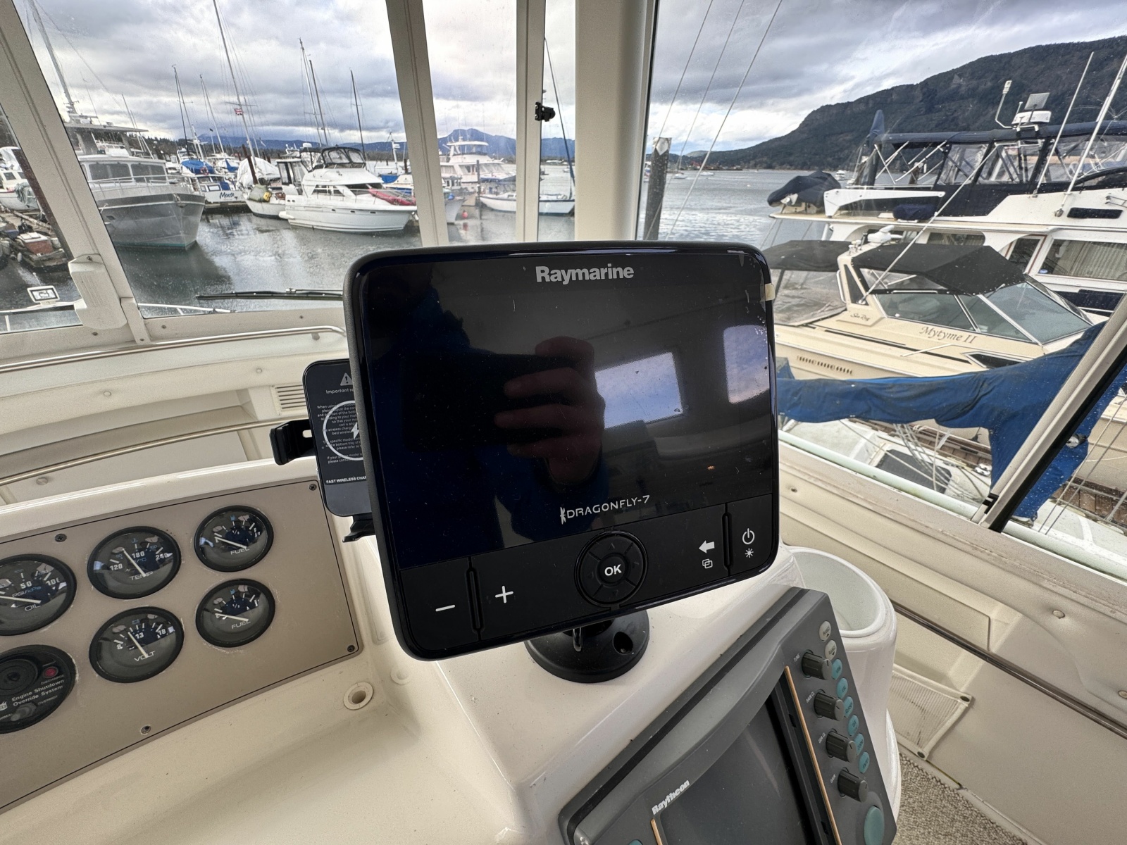 1997 Carver 500 Cockpit Motor Yacht 50