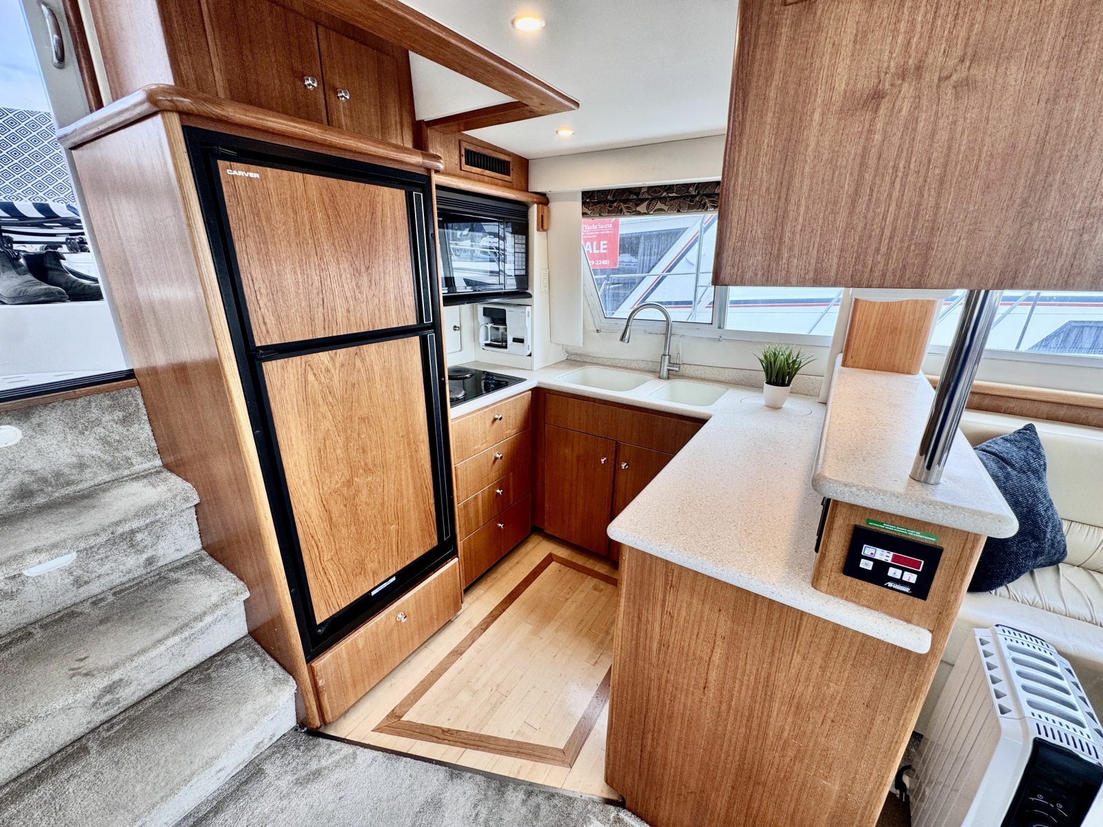 1997 Carver 500 Cockpit Motor Yacht 50