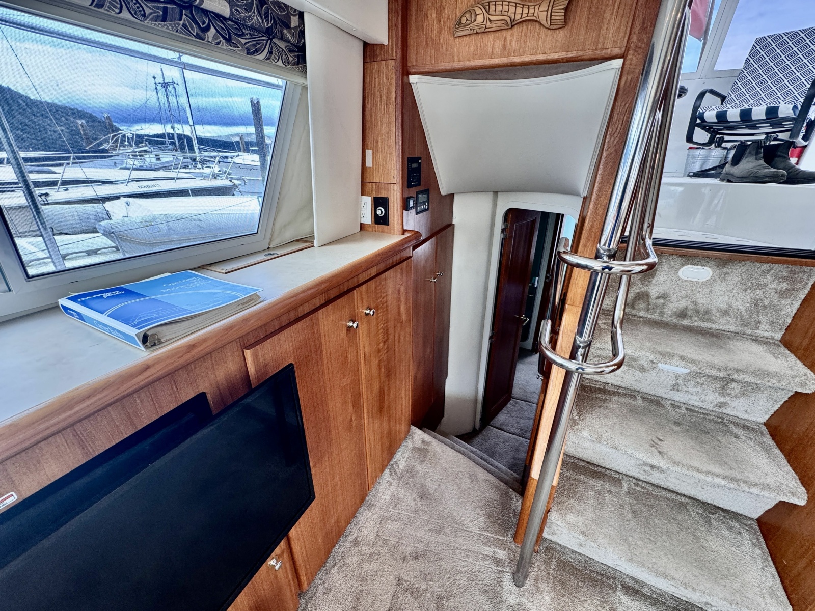 1997 Carver 500 Cockpit Motor Yacht 50