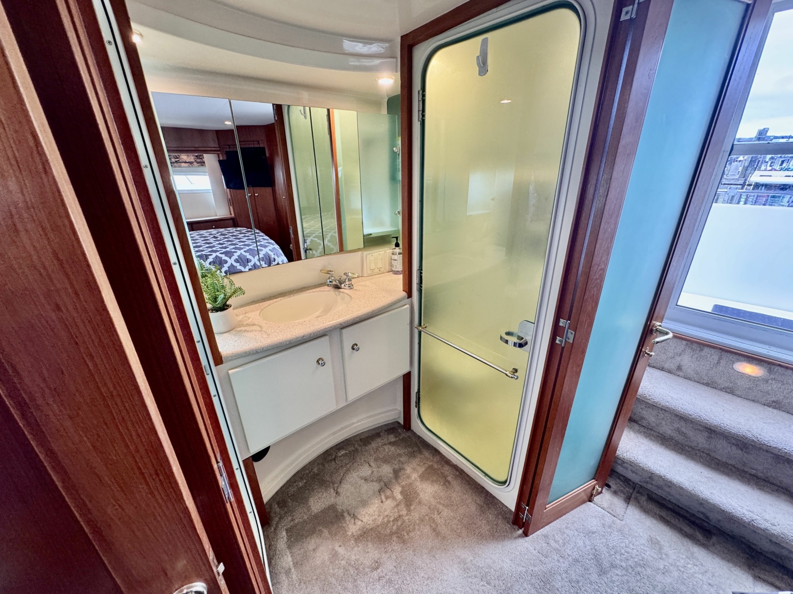 1997 Carver 500 Cockpit Motor Yacht 50