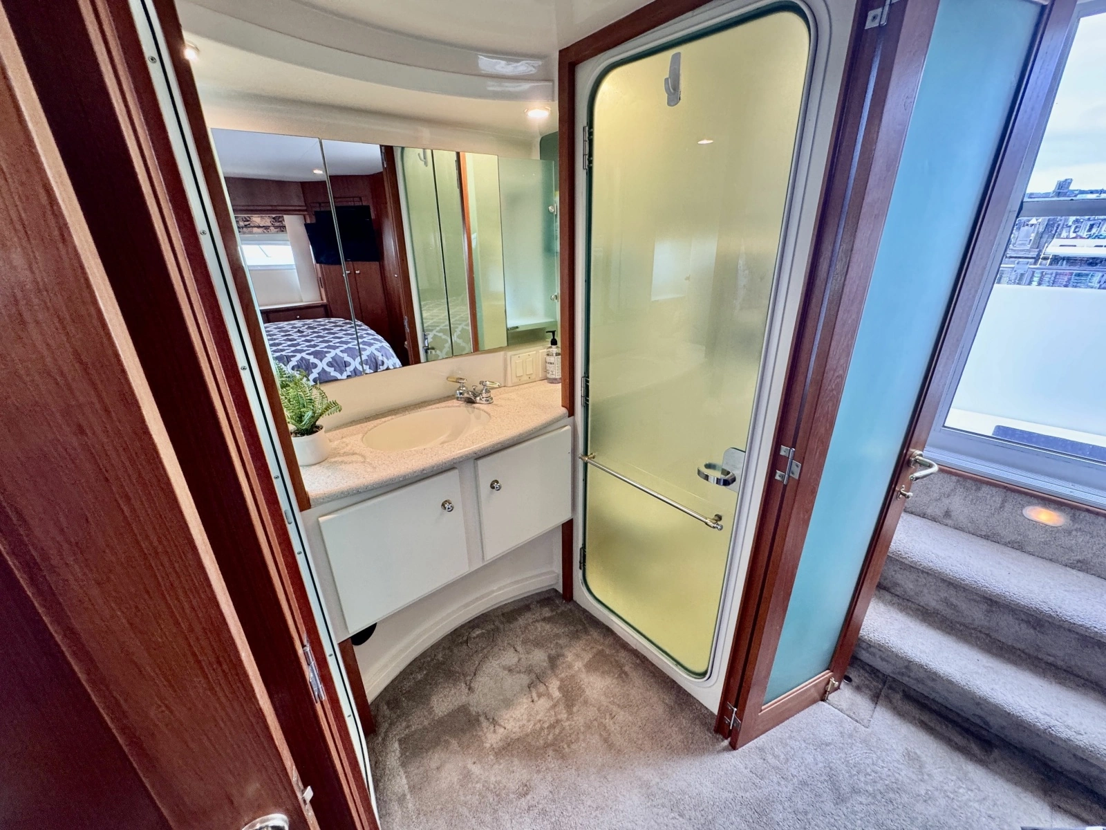 1997 Carver 500 Cockpit Motor Yacht 50